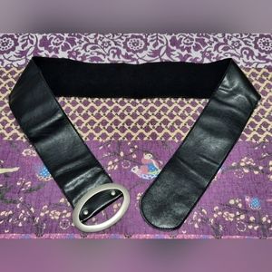 Source Unknown Wide Black Stretch Belt with Silver Oval Buckle